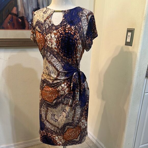 FYLO Side Tie Gathered Pattern Dress Size Large - Picture 2 of 15